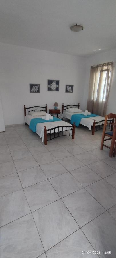 Tinos Apartments Zalonis Agios Ioannis  Zimmer foto